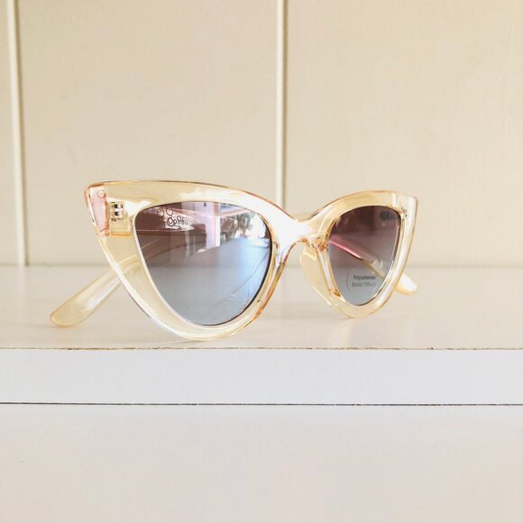 Rockabilly Cat Eye Sunglasses - Picture 6 of 14